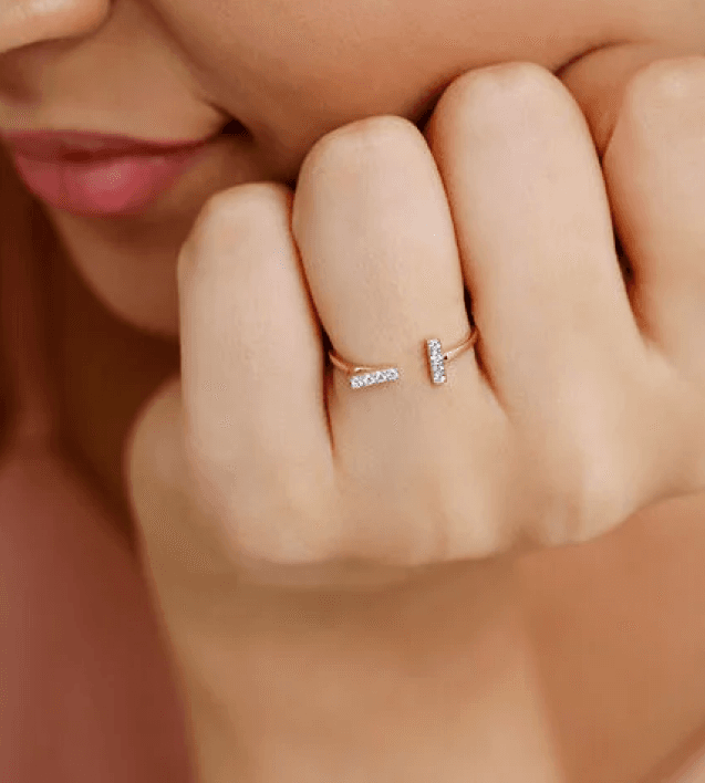 Magnetic Lippan Gold & Diamond Ring